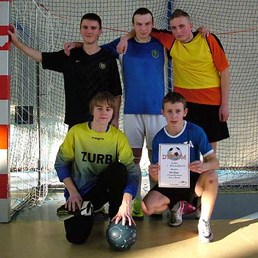 Kamie� Pomorski: Turniej futsalowy dla m�odzie�y wygra�a 100% ekipa