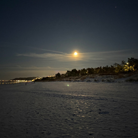 Kiedy Mi�dzyzdroje milkn�, a morze zaczyna m�wi�