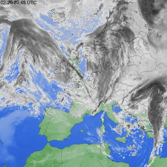�lisko w ca�ym regionie. Ostrze�enie przed go�oledzi� i marzn�cymi opadami