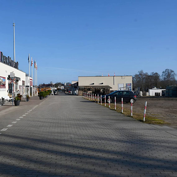 Droga do nowej remizy w Mi�dzyzdrojach b�dzie przebudowana. Podpisano umow�