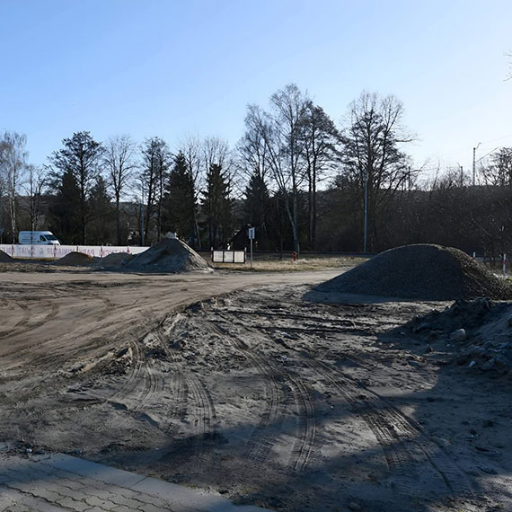 Droga do nowej remizy w Mi�dzyzdrojach b�dzie przebudowana. Podpisano umow�