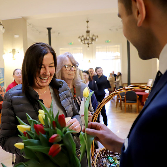 Dzie� Kobiet w Mi�dzyzdrojach z u�miechem, wzruszeniem i chwil� refleksji