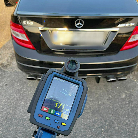 O 101 km/h za szybko – 46-latek straci� prawo jazdy nie stosuj�c si� do nowych przepis�w