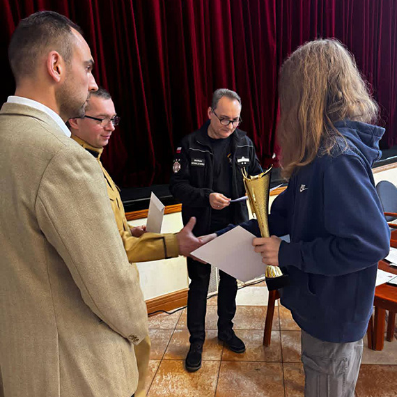 Młodzież z Międzyzdrojów i Wapnicy z awansem. Znamy wyniki gminnych eliminacji turnieju wiedzy pożarniczej