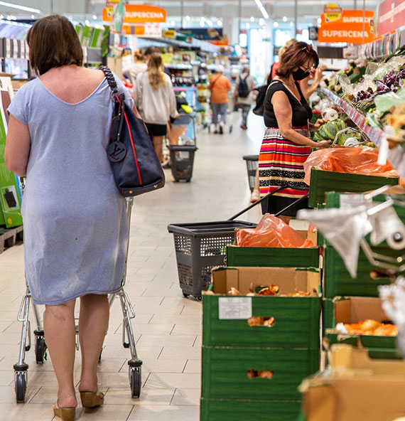 Sklepy czeka prawdziwy szturm. Polacy znowu rusz� na �wi�teczne zakupy w ostatniej chwili