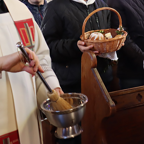 Święcone, czyli radość i nadzieja w koszyczku