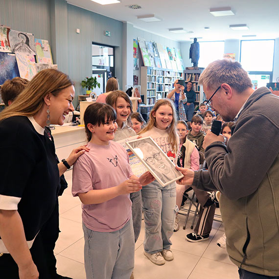 Spotkania autorskie z Marcinem Kozio�em w mi�dzyzdrojskiej bibliotece