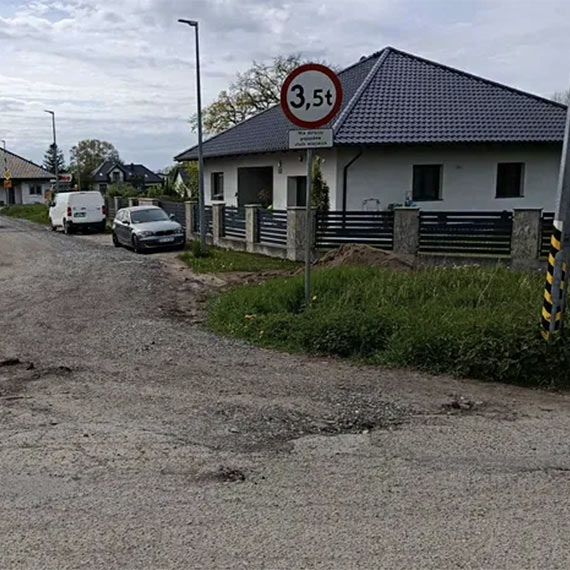 Uwaga kierowcy! Nowe ograniczenie na Osiedlu Boles�awa Prusa w Kamieniu Pomorskim