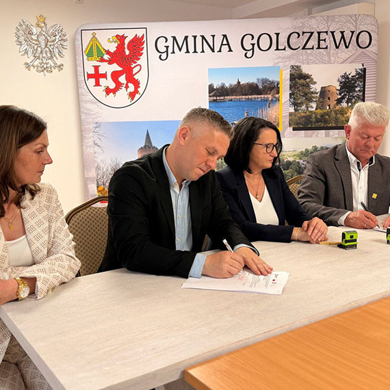 Umowa na przebudow� ul. Wiejskiej w Wysokiej Kamie�skiej podpisana!
