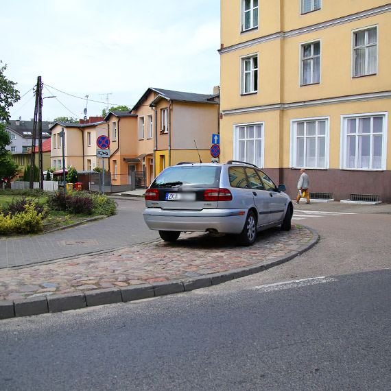 Czy tu wolno parkować? Zdjęcie z Międzyzdrojów wywołało dyskusję