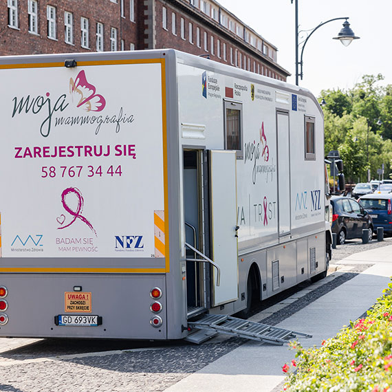 Rak nie bierze urlopu. Mammobus  przyjedzie do Golczewa