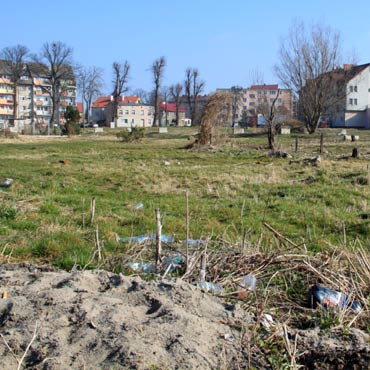 Wolin: Posprz�taj� �mietnisko 