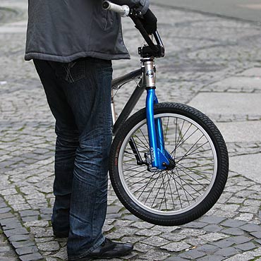 Skruszony z�odziej roweru zg�osi� si� na policj�