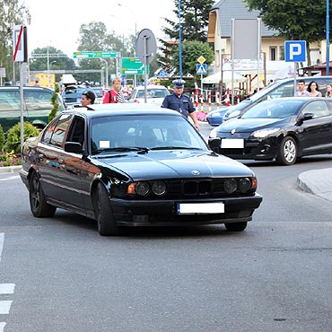 Dziwnówek: 69-latka weszła wprost pod nadjeżdżający samochód