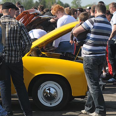 Wolin: Zlot samochod�w tuningowanych