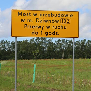 Dziwn�w: Ponad godzin� w oczekiwaniu na przejazd mostem