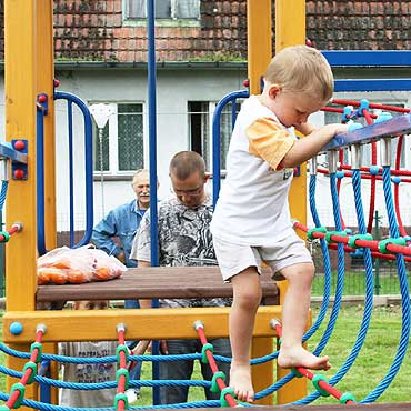 Wolin: Otwarto nowy plac zabaw 