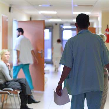 Kamie� Pomorski: Opiekun medyczny - zaw�d z przysz�o�ci�