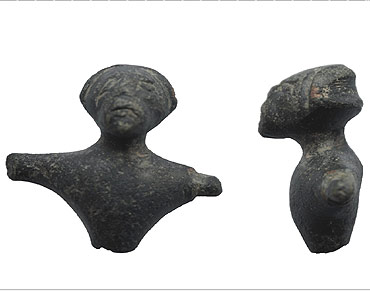 Kamie� Pomorski: Figurka ze �redniowiecznego �wiecznika w MHZK