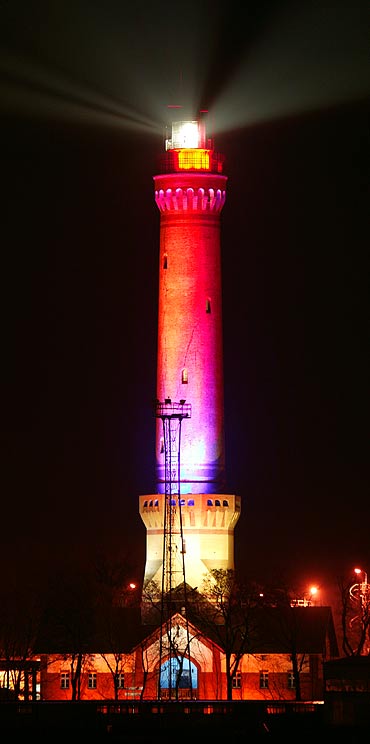 Na latarni� morsk� za darmo!