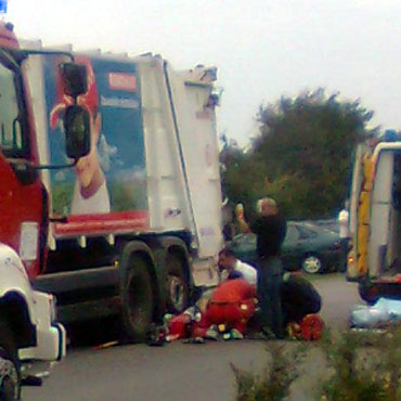 Mi�dzyzdroje: �mieciarka zmia�d�y�a nogi kobiecie