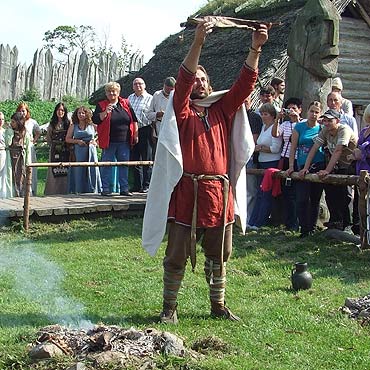 Wolin: Zako�czy�y si� warsztaty do�ynkowe w Skansenie S�owian i Wiking�w