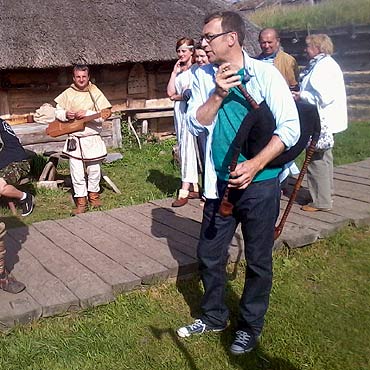 Maciej Or�o� w woli�skim skansenie