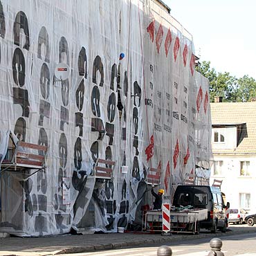 Kamie� Pomorski: Budynki zmieniaj� wygl�d