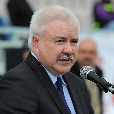 Wstyd! Poseł Oświęcimski zajmuje mieszkanie dla rodzin w potrzebie