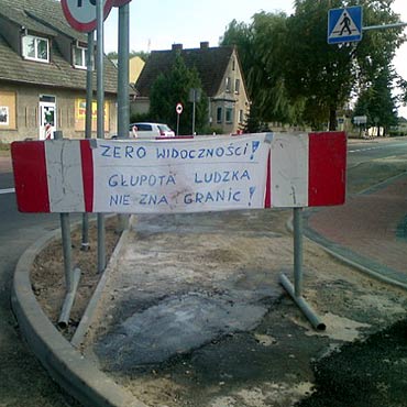 Kamie� Pomorski: Mieszka�cy walcz� z drogowym absurdem