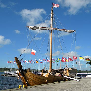 P�no�redniowieczna plomba towarowa z Amsterdamu w zbiorach MHZK