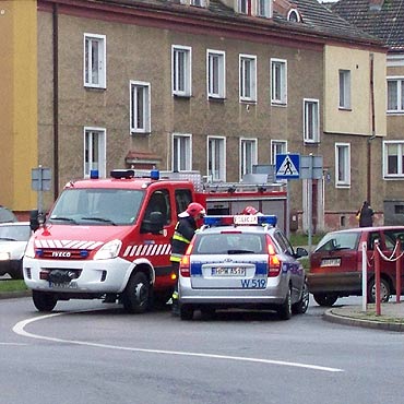Kamień Pom.: Samochodem wjechała na chodnik
