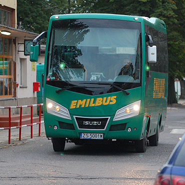 Dziwn�w: Pasa�erowie bus�w kln� na remont mostu