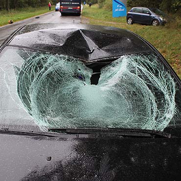 Droga 103: BMW potr�ci�o 67-letniego rowerzyst�