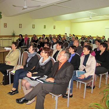 Kamie� Pomorski: Rodzice uczni�w klas pierwszych z  wizyt� w szkole