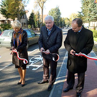 Kamie� Pomorski: Otwarto zmodernizowany fragment ulicy Woli�skiej