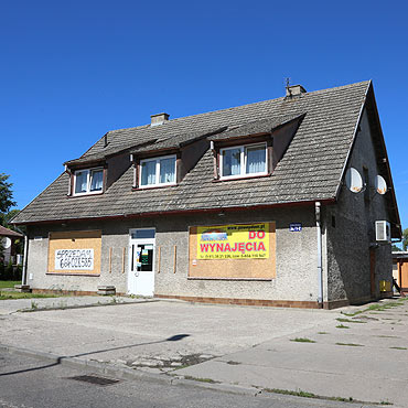 Powiat: Nie ma ch�tnych na pomieszczenia pod sklepy i lokale us�ugowe