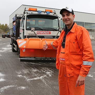 W Polsce spad� pierwszy �nieg. Nasi drogowcy s� gotowi do „akcji zima”