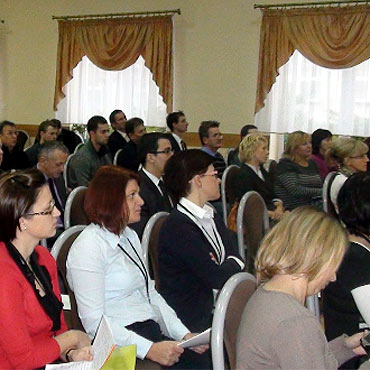 Konferencja dla os�b chc�cych za�o�y� w�asn� dzia�alno�� gospodarcz�