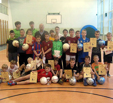 Turniej Pi�ki No�nej Dru�yn Podw�rkowych  o Puchar Burmistrza Wolina