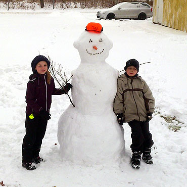 Nasi Czytelnicy lepią najładniejsze bałwanki!