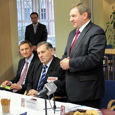 Nowy sprz�t dla Ochotniczej Stra�y Po�arnej