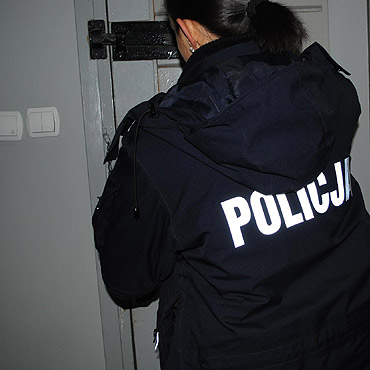 Mi�dzyzdroje: Zniszczy� stoisko z fajerwerkami i pobi� sprzedawc�