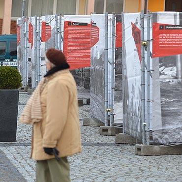 Kamie� Pomorski: Wystawa na rynku do ko�ca stycznia