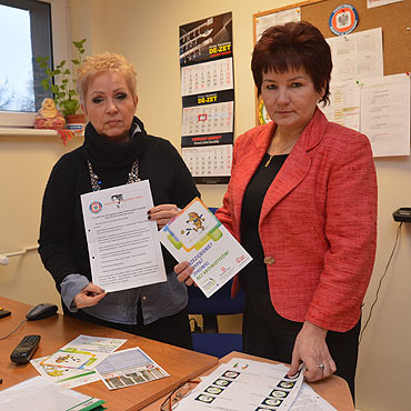 Grypa atakuje! Kichaj w �okie�, a nie w d�onie. Zobacz film!