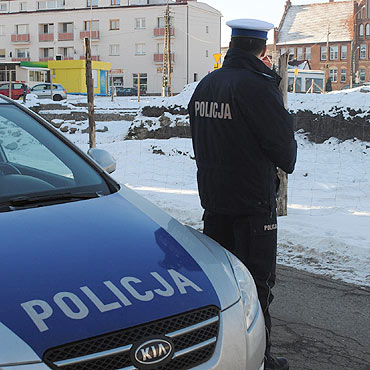 Policjanci b�d� sprawdza� autokary z dzie�mi jad�cymi na ferie zimowe