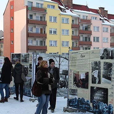 586 dni stanu wojennego na Starym Rynku