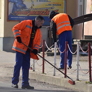 Mioty w ruch! Wiosenne sprztanie ulic i chodnikw