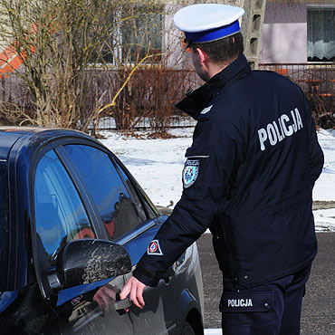 Weekend na drogach. Zatrzymano nietrze�wych kieruj�cych