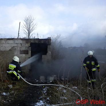 Wolin: W budynku zapali�y si� �mieci